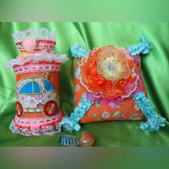 Hand Crafted VW Bug Gypsy Jar&Flower Power Pillow Set 60s Beachy Floral Aroma - Picture 3 of 13